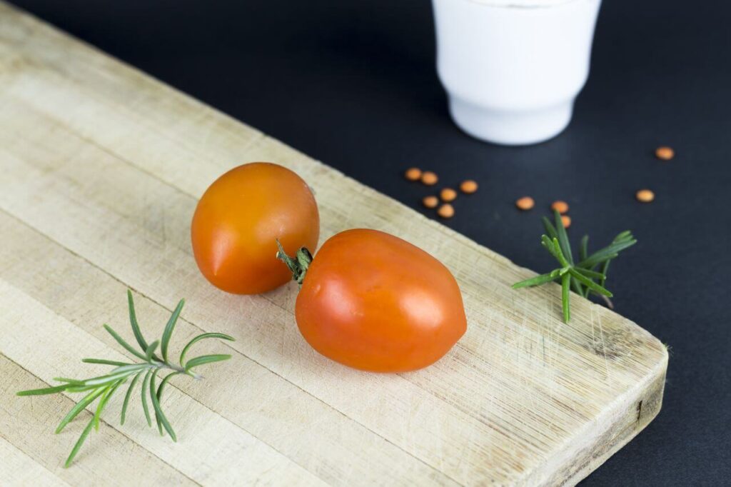 Tomatoes on Table Stock Free