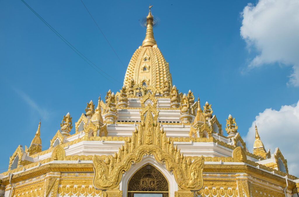 Swe Taw Myat, Buddha Tooth relic pagoda in Yangon township of Myanmar. Stock Free