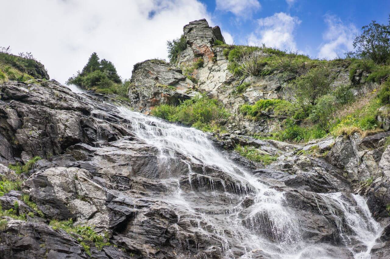 Waterfall River Mountains Stock Free