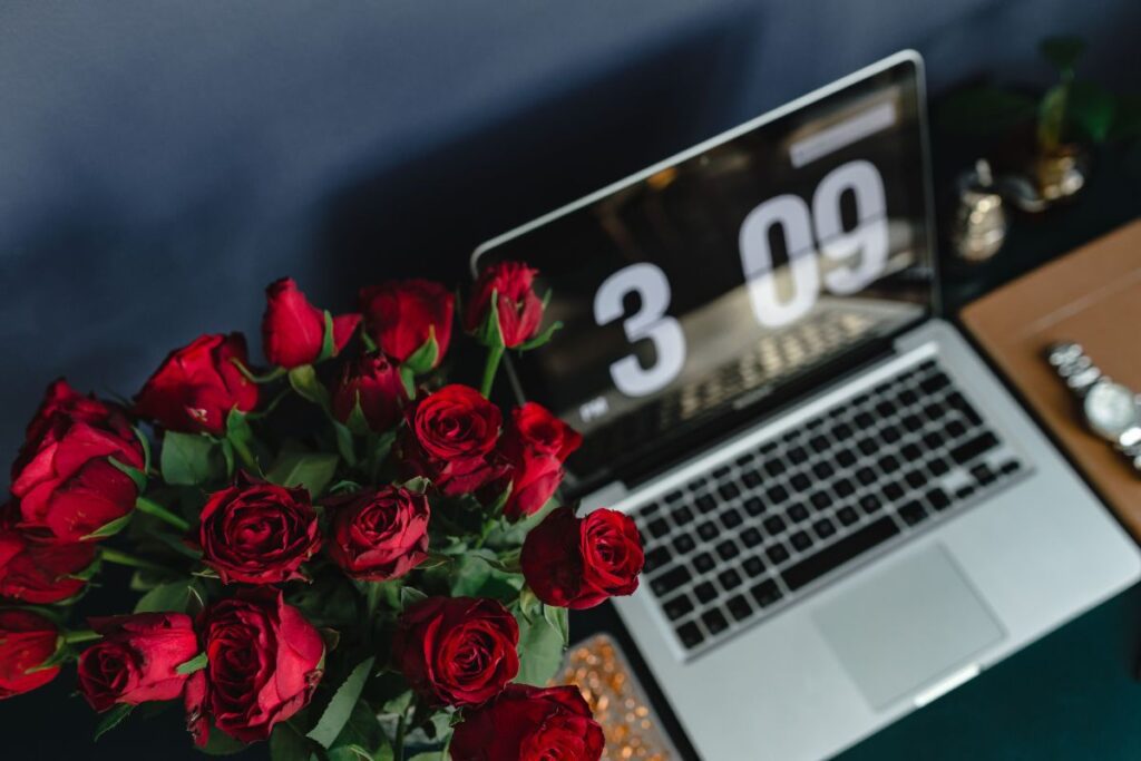 
									Office Desk Table With Red Roses Stock Free