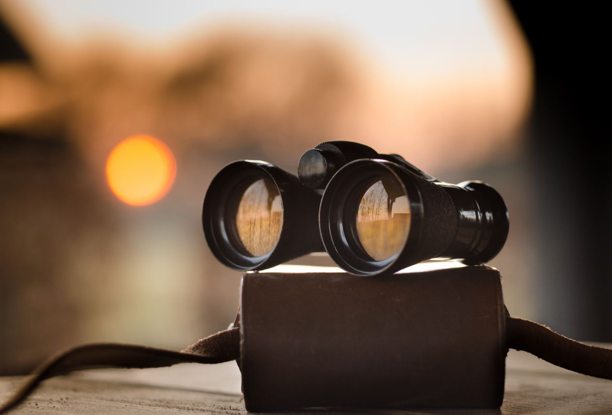 Binoculars and sunset Stock Free