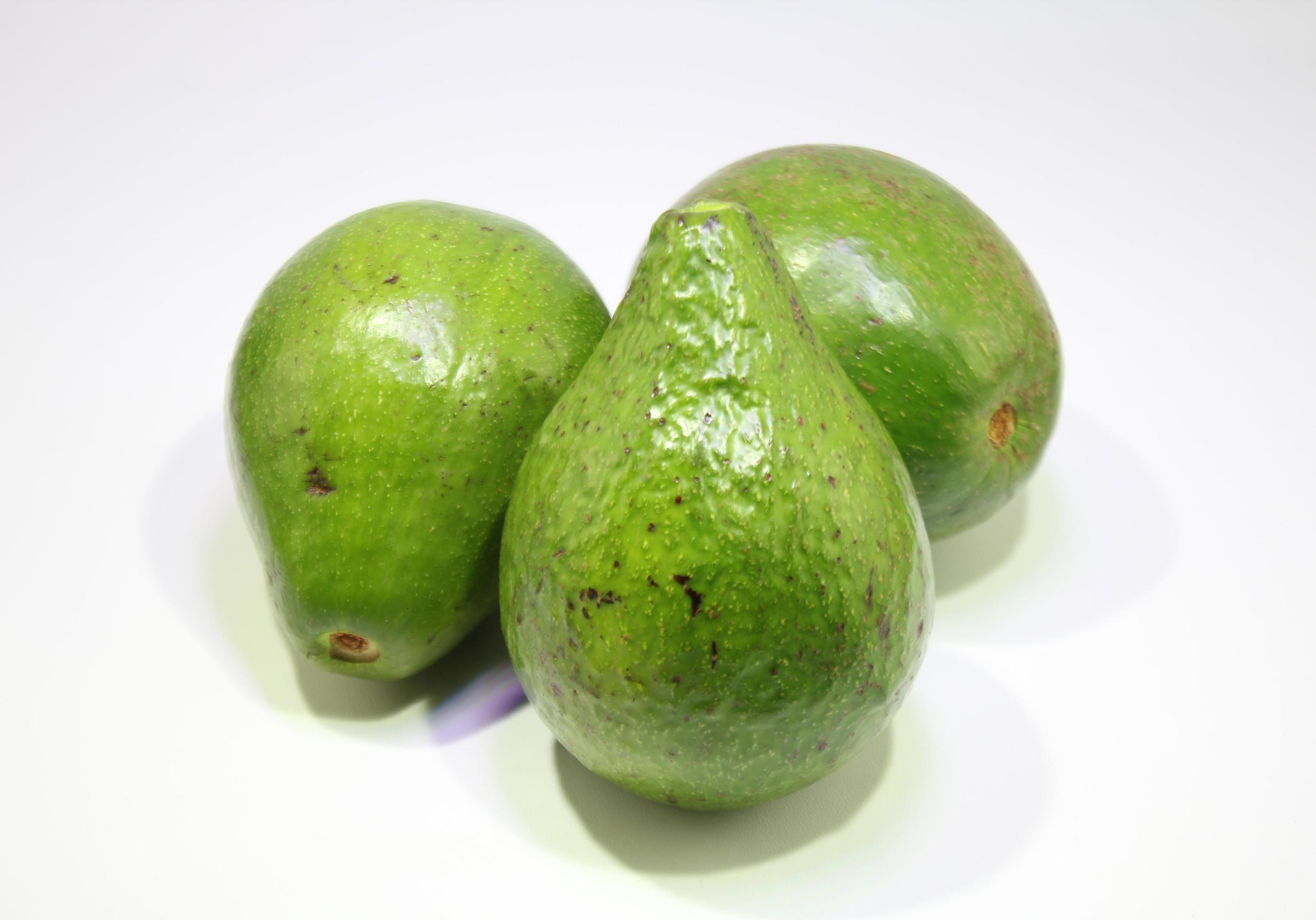 Group Of Green Fresh Avocado fruits, Healty Natural Food Stock Free