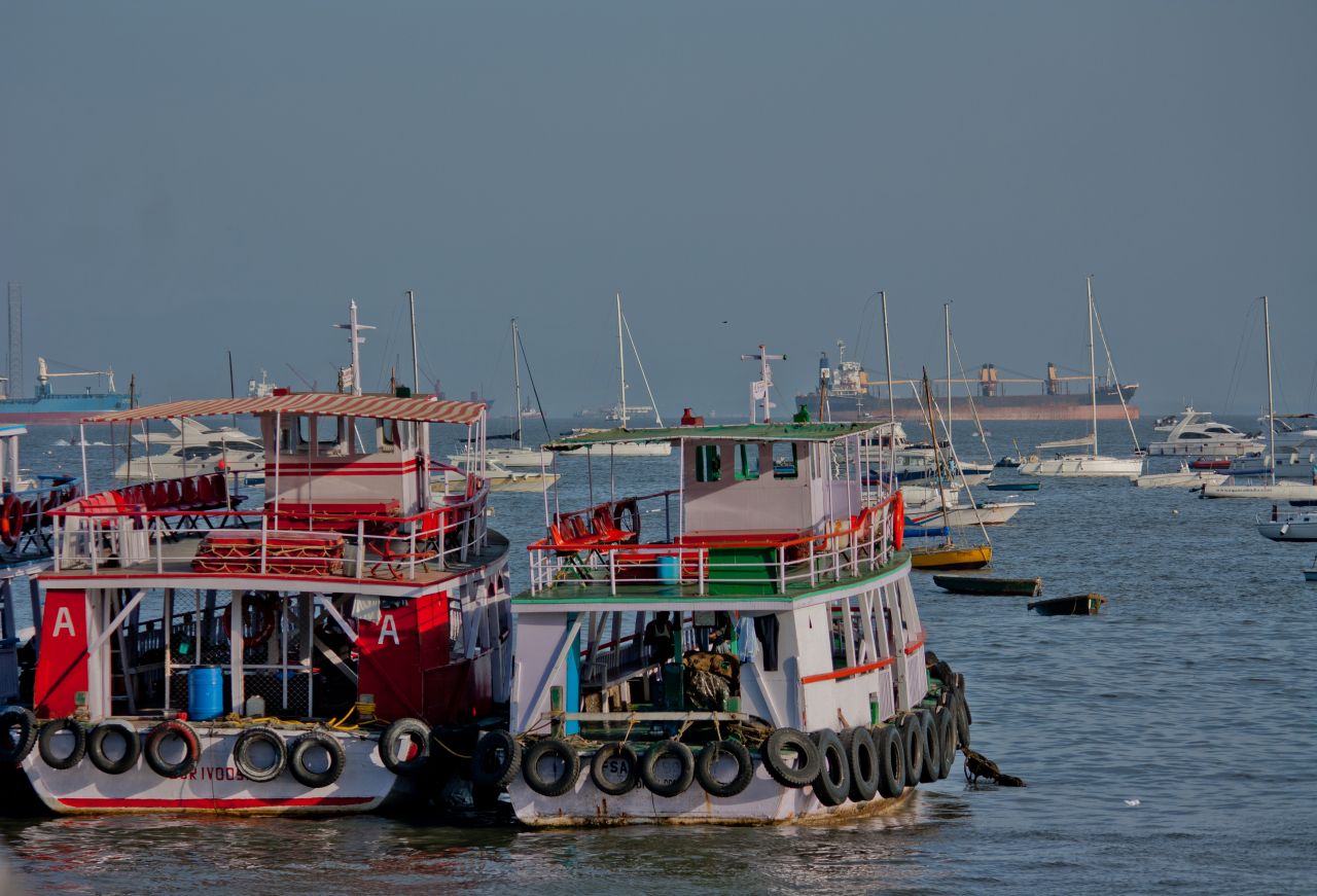 Boats On Yard Mumbai Stock Free