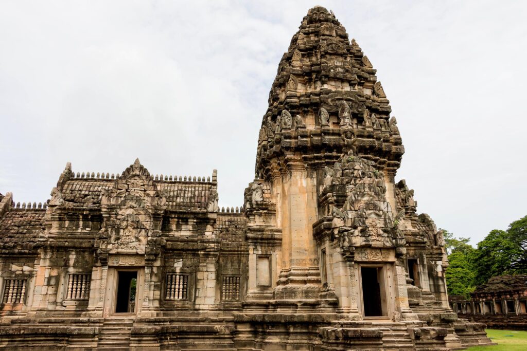 ancient temple in thailand Stock Free