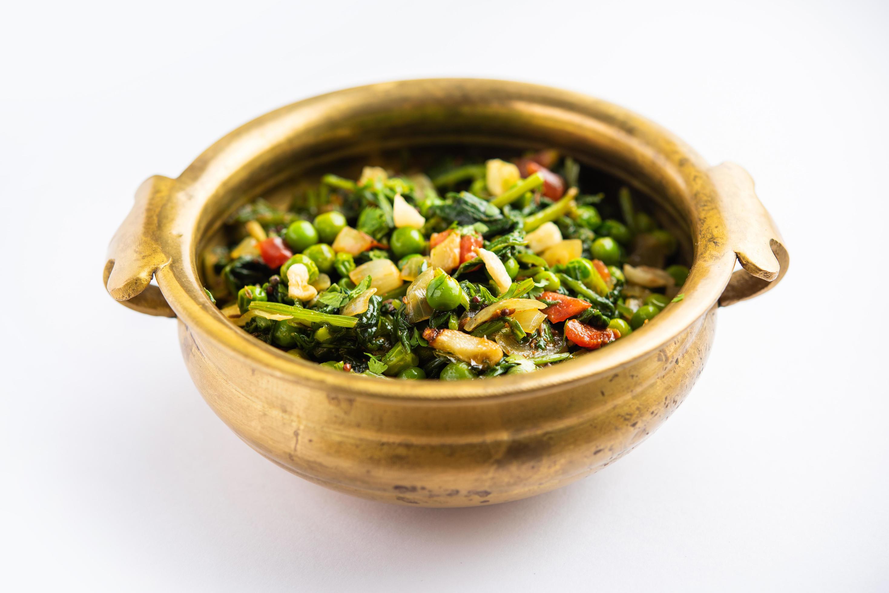 palak matar curry also known as spinach geen peas masala sabzi or sabji, indian food Stock Free