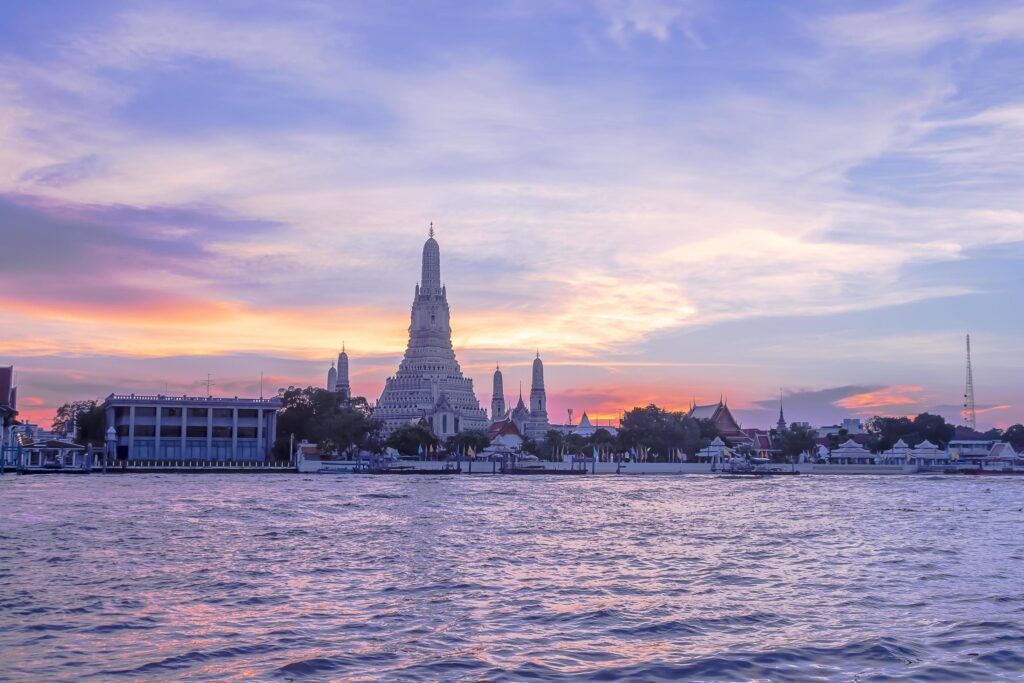 Bangkok sunset in purple tone Stock Free