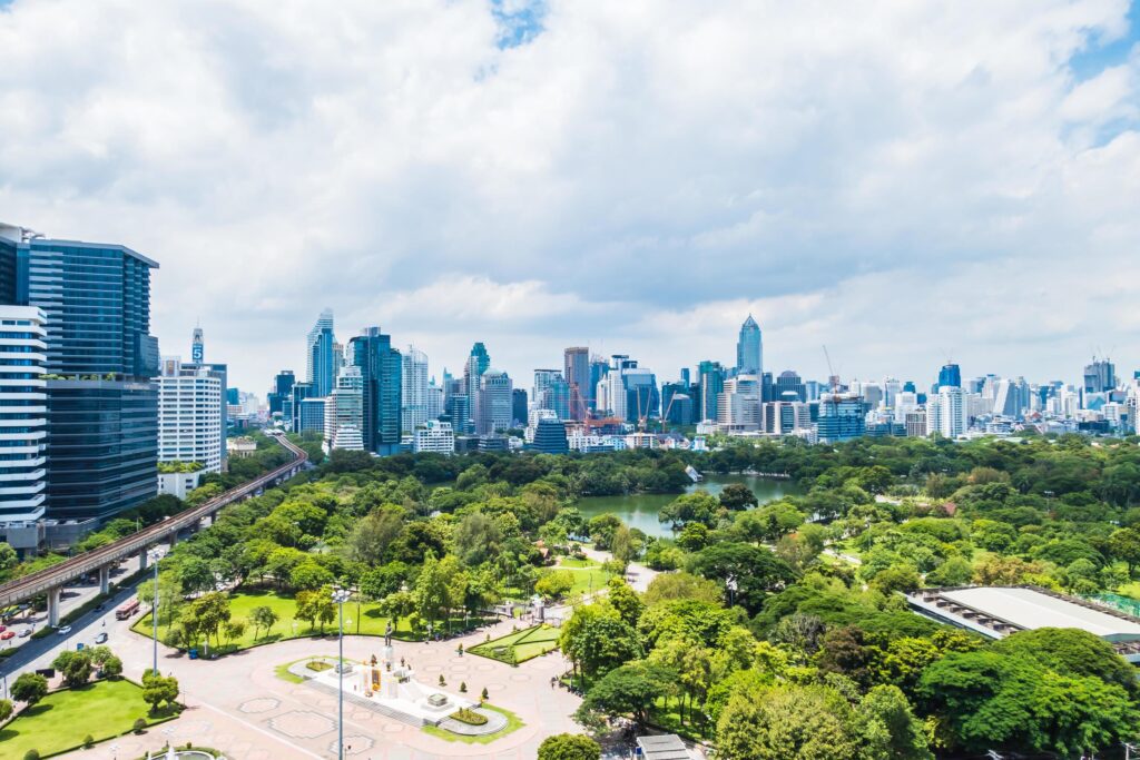 Beautiful office building tower and architecture in bangkok city Stock Free