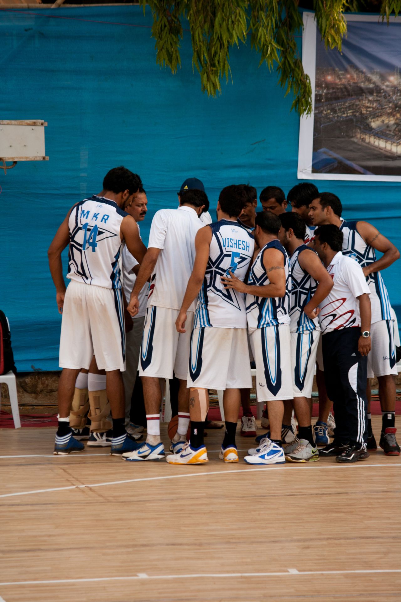 
									Basketball Huddle Team Meeting Stock Free