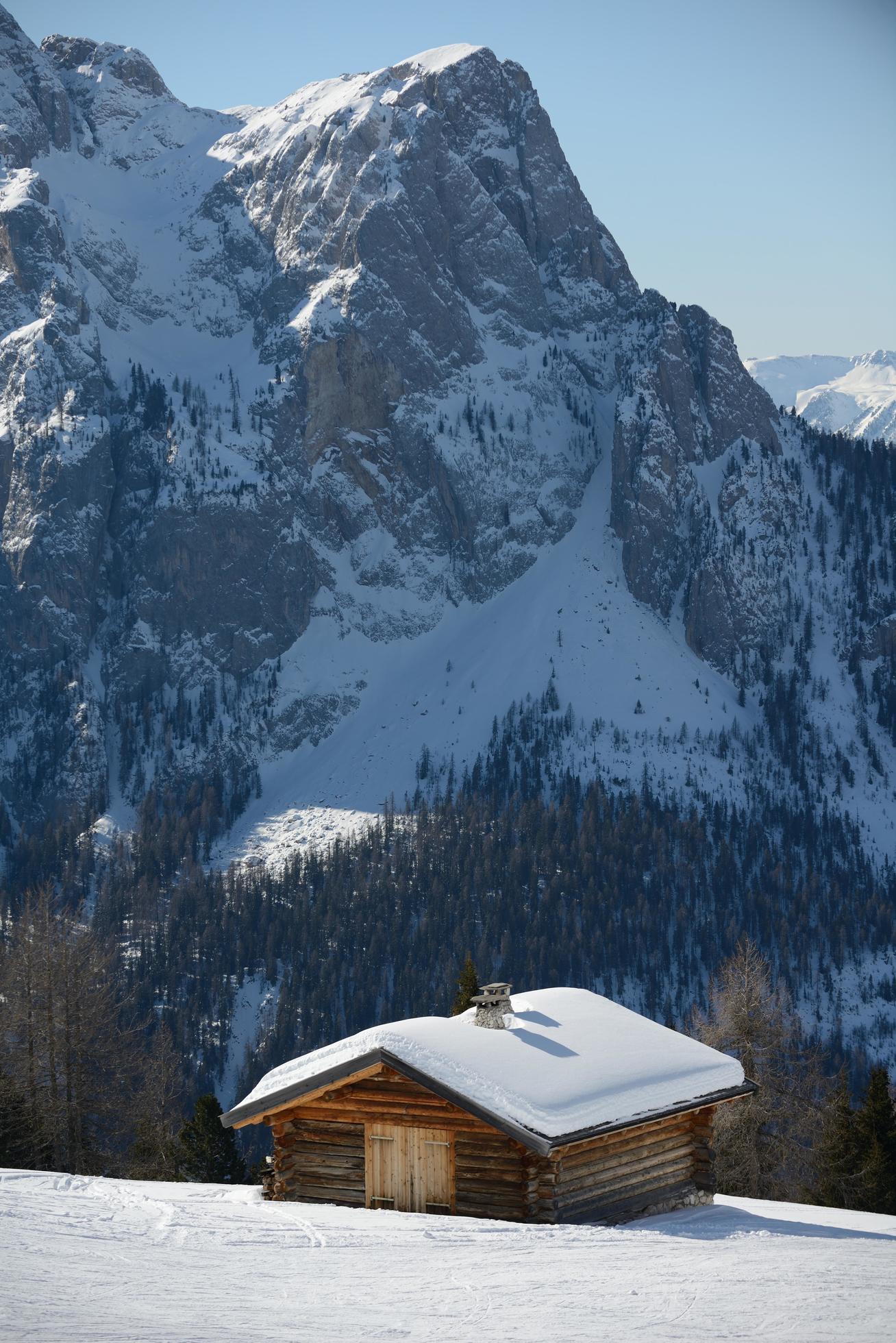 mountain winter nature Stock Free