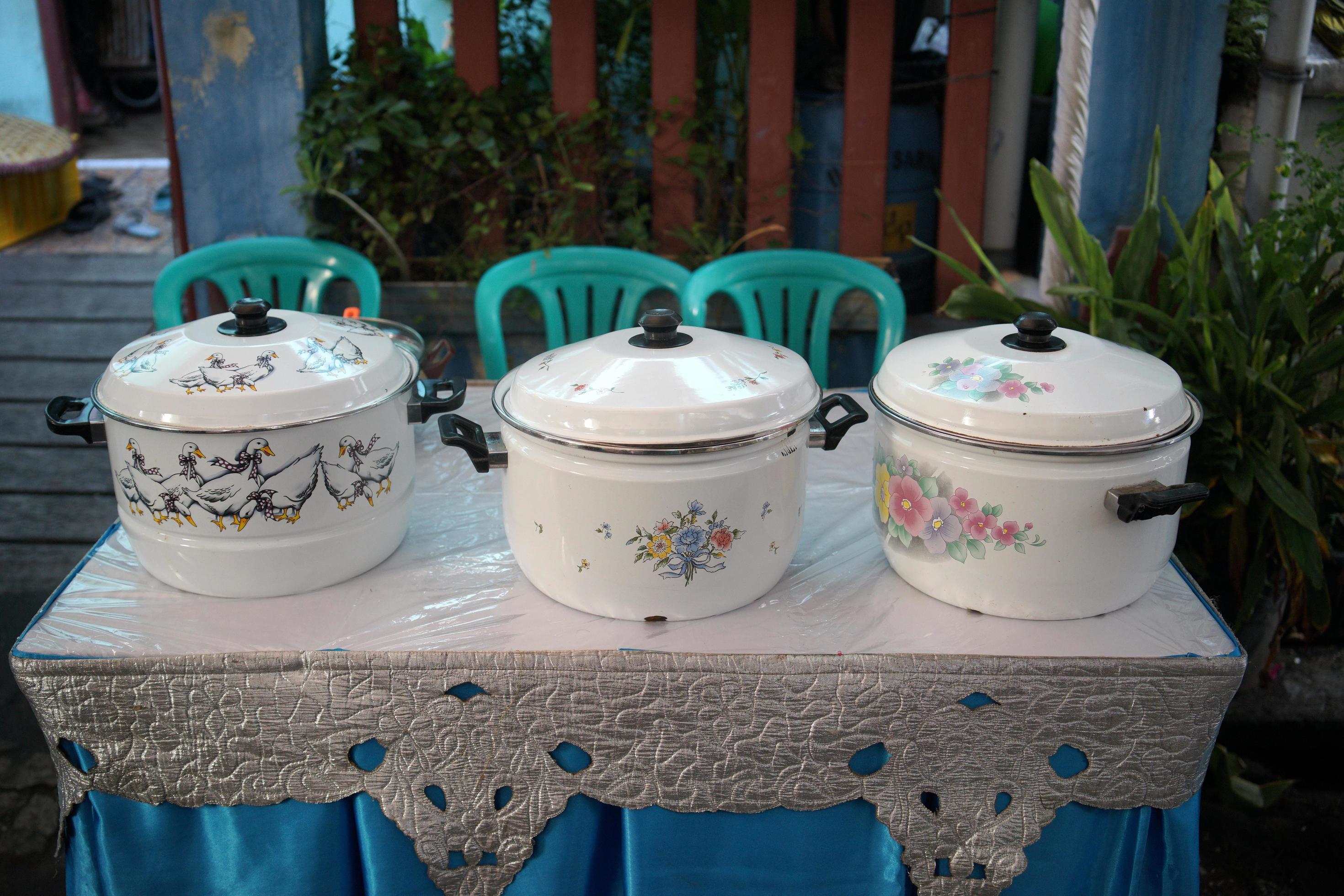 Food Pots for a Traditional Wedding Ceremony in Indonesia Stock Free