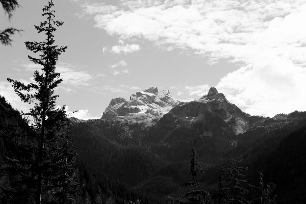 Black & White Mountains Stock Free