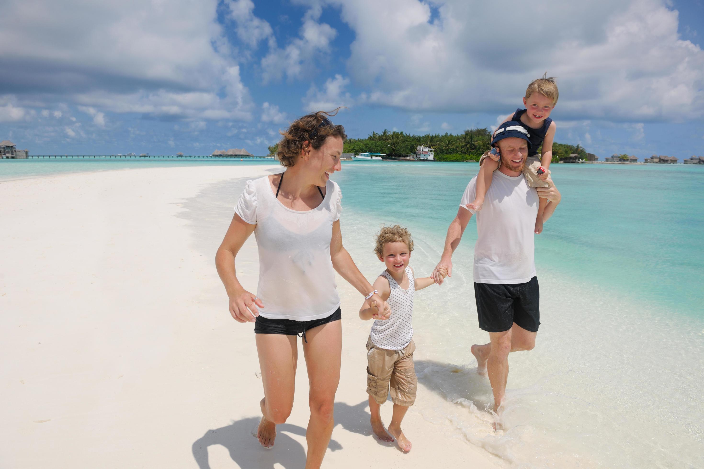 happy family on vacation Stock Free