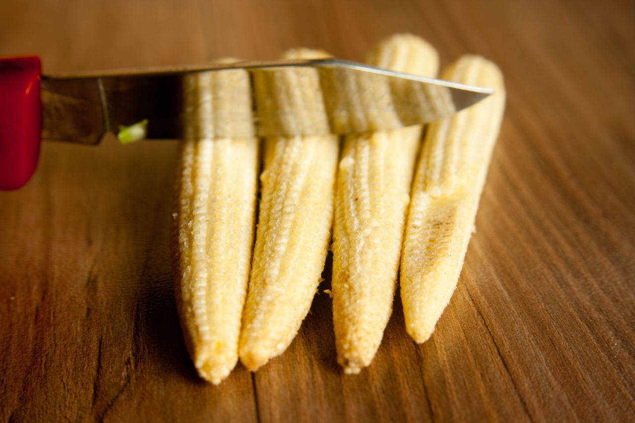 Cutting Baby Corn Stock Free