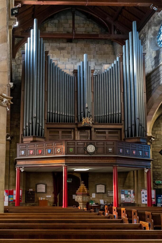 EAST GRINSTEAD, WEST SUSSEX, UK, 2019. Organ in St Swithun’s Church in East Grinstead West Sussex on November 29, 2019 Stock Free