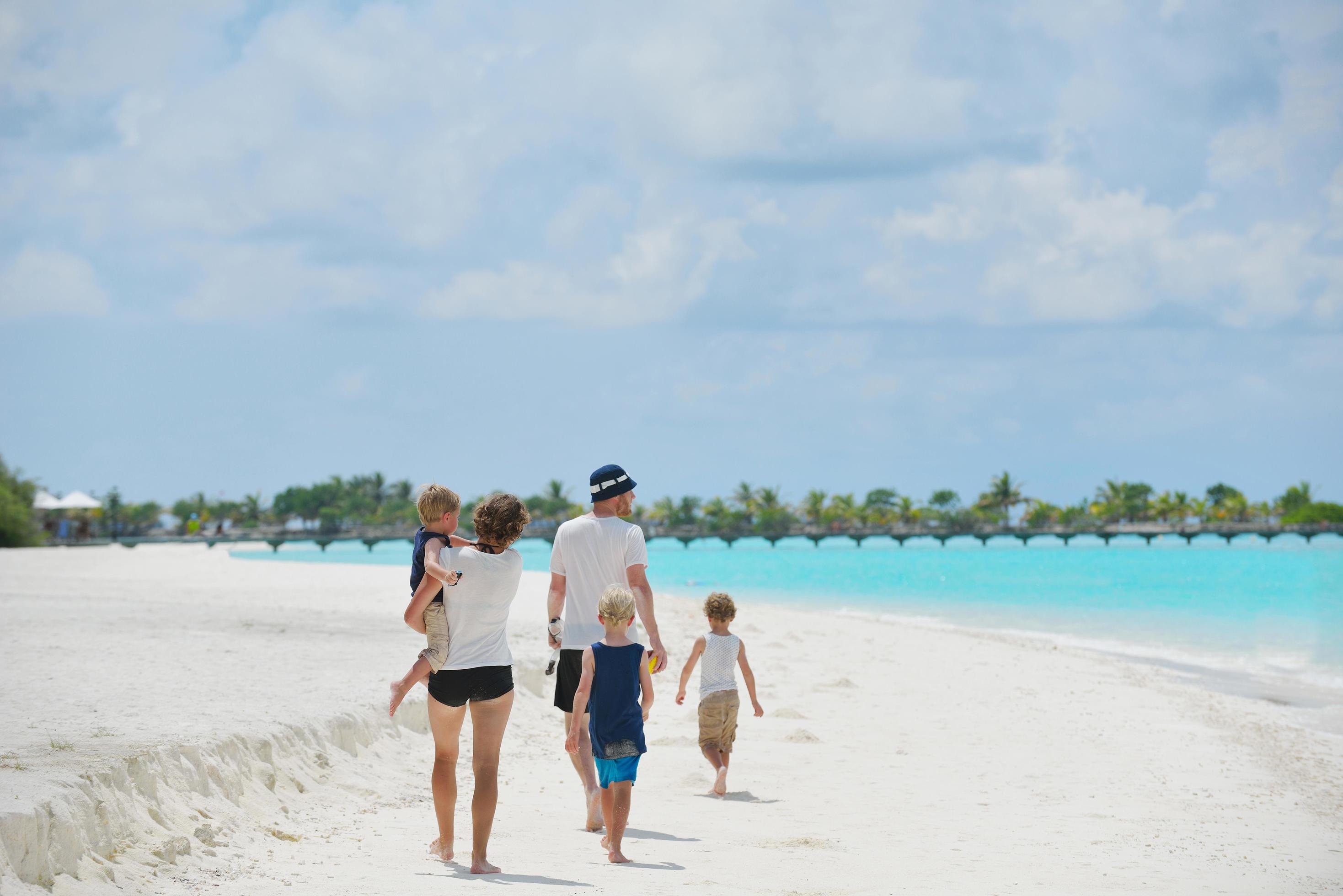 happy family on vacation Stock Free