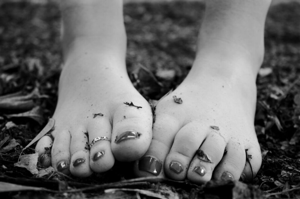 Woman Feet Black White Leaves Stock Free