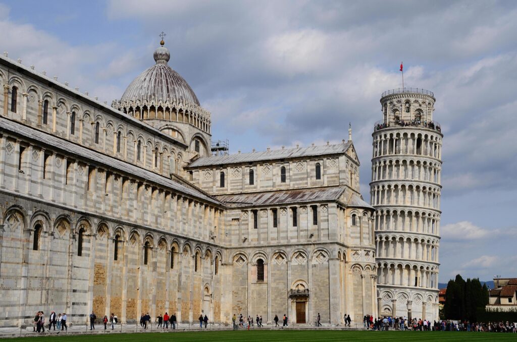 Leaning Tower of Pisa and Cathedral detail Stock Free