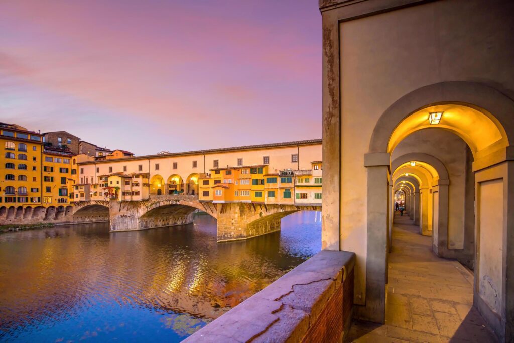 Ponte Vecchio over the Arno River in Florence Stock Free