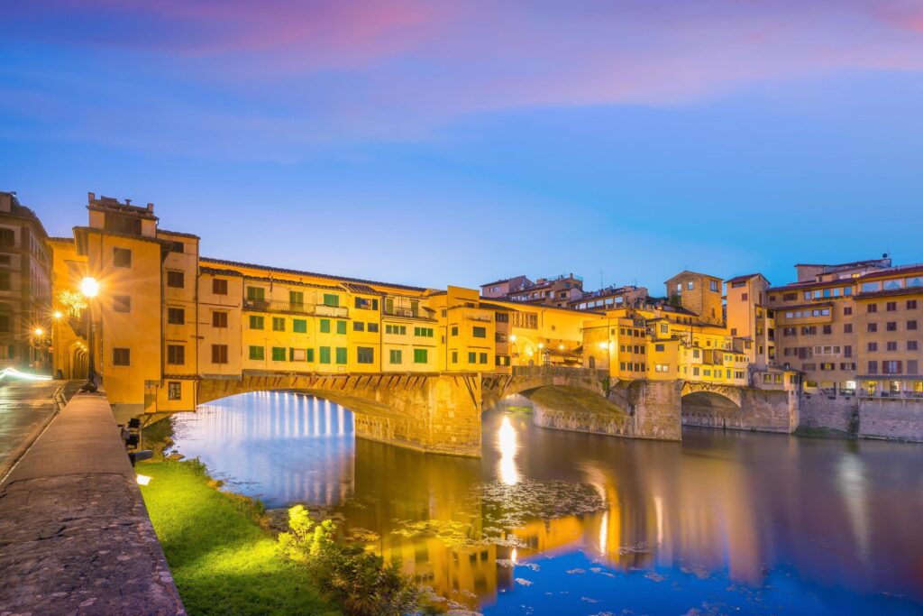 Ponte Vecchio over the Arno River in Florence Stock Free