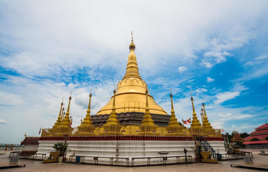 The mock up of Shwedagon pagoda in Tha Khilek boarder, Myanmar. Stock Free