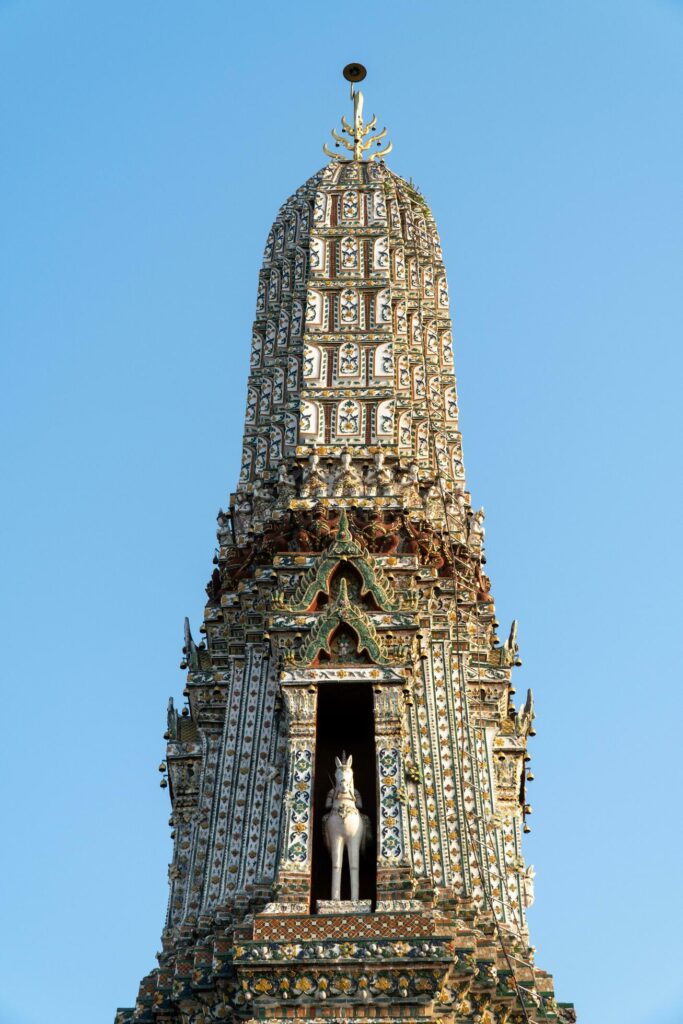 Wat Arun Temple at sunset landmark of Bangkok, Thailand. Stock Free