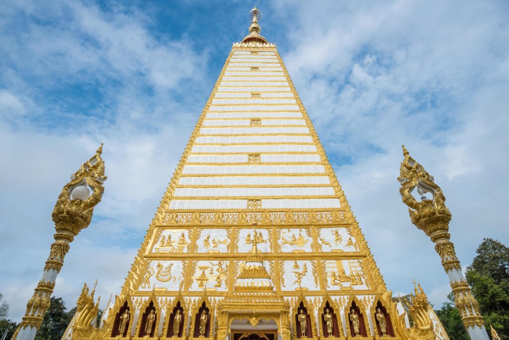 Wat Phrathat Nong Bua is a Dhammyuttika temple, one of important temples in Ubon Ratchathani. Stock Free