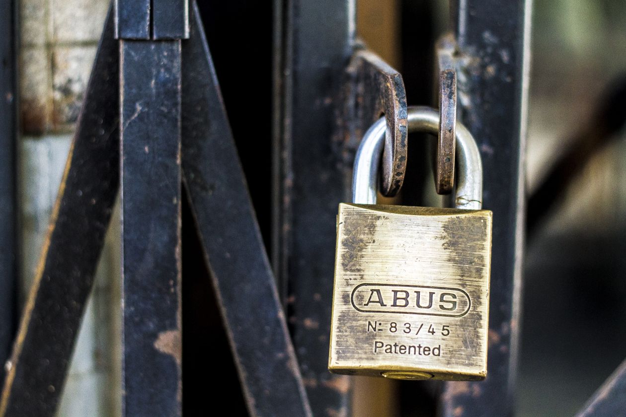 Abus Stock Free