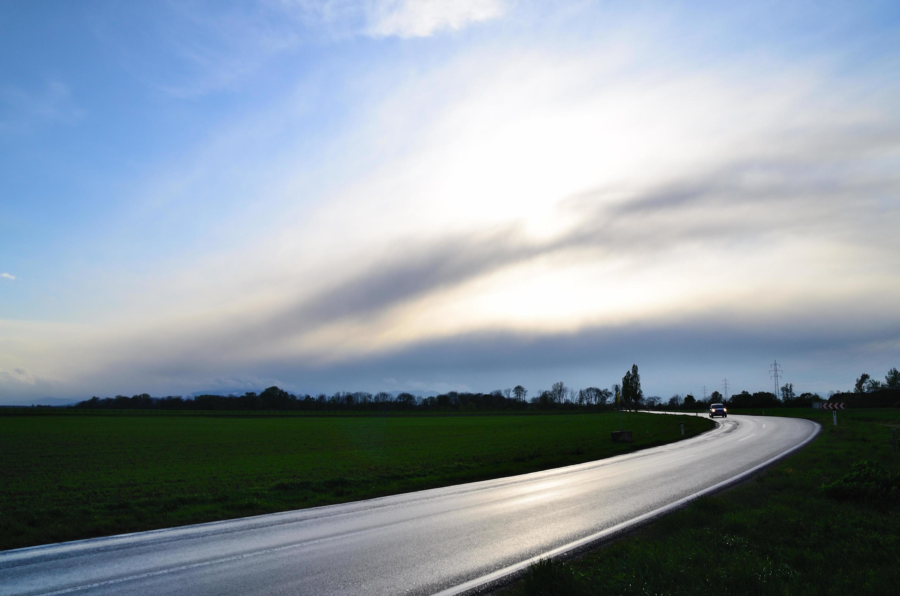 road after a thunderstorm Stock Free