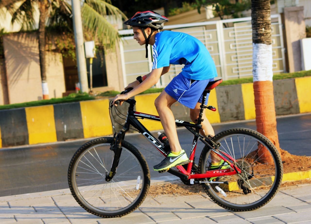 Boy Riding Cycle Stock Free