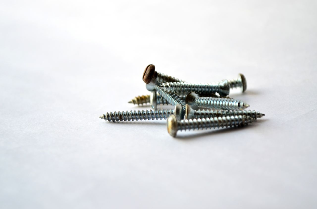 Screws Stock Free