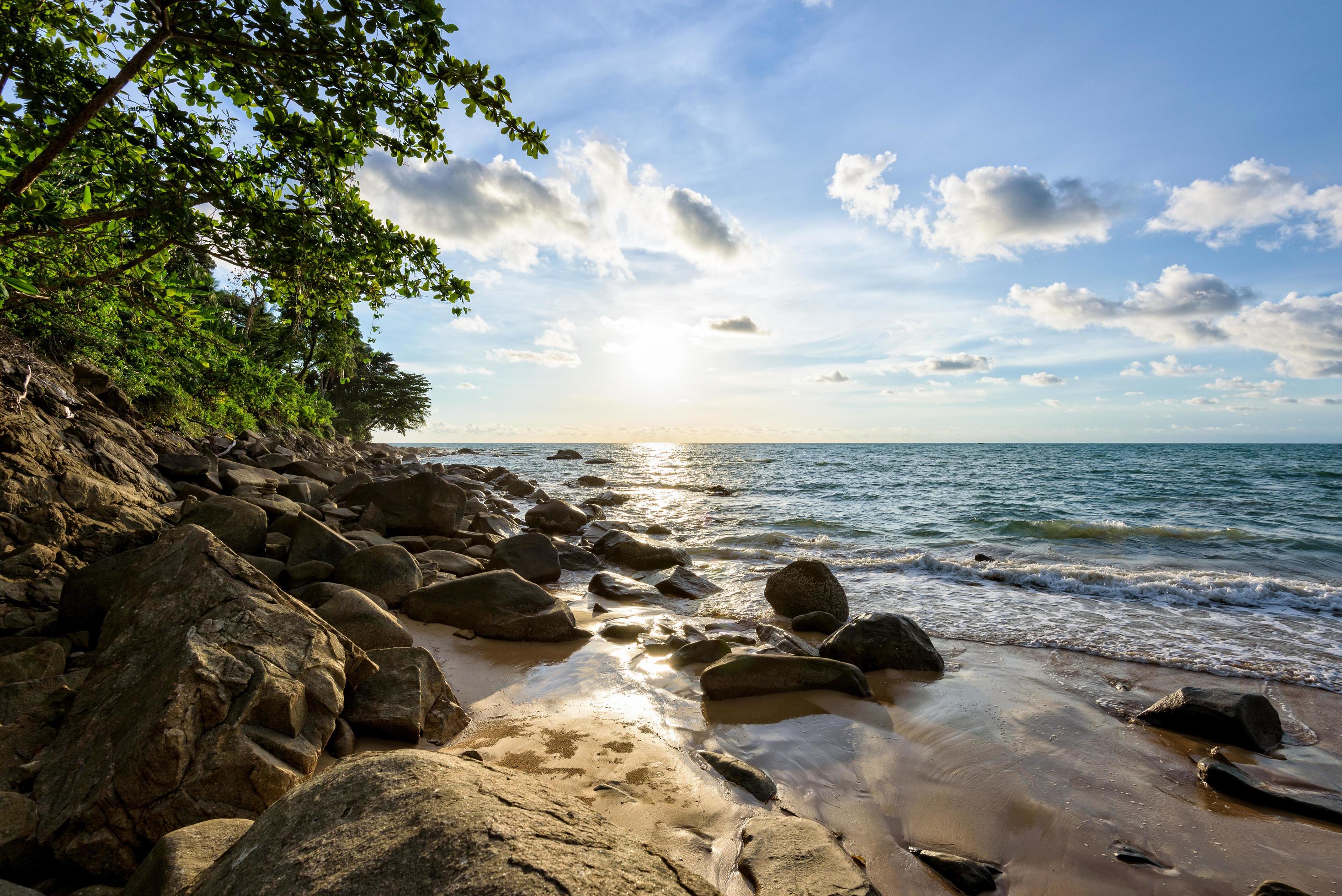 Sunset at beach in Thailand Stock Free