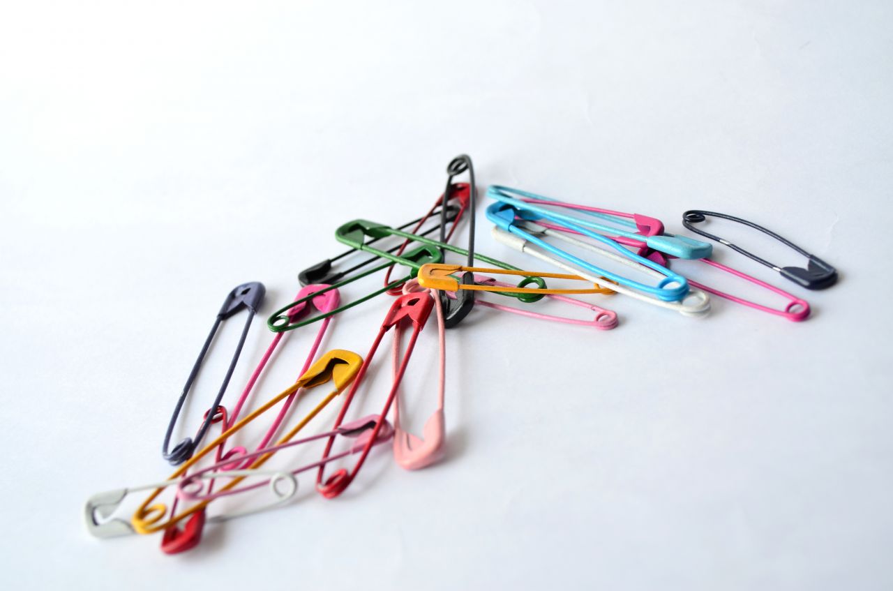 Colorful Assorted Safety Pins Stock Free
