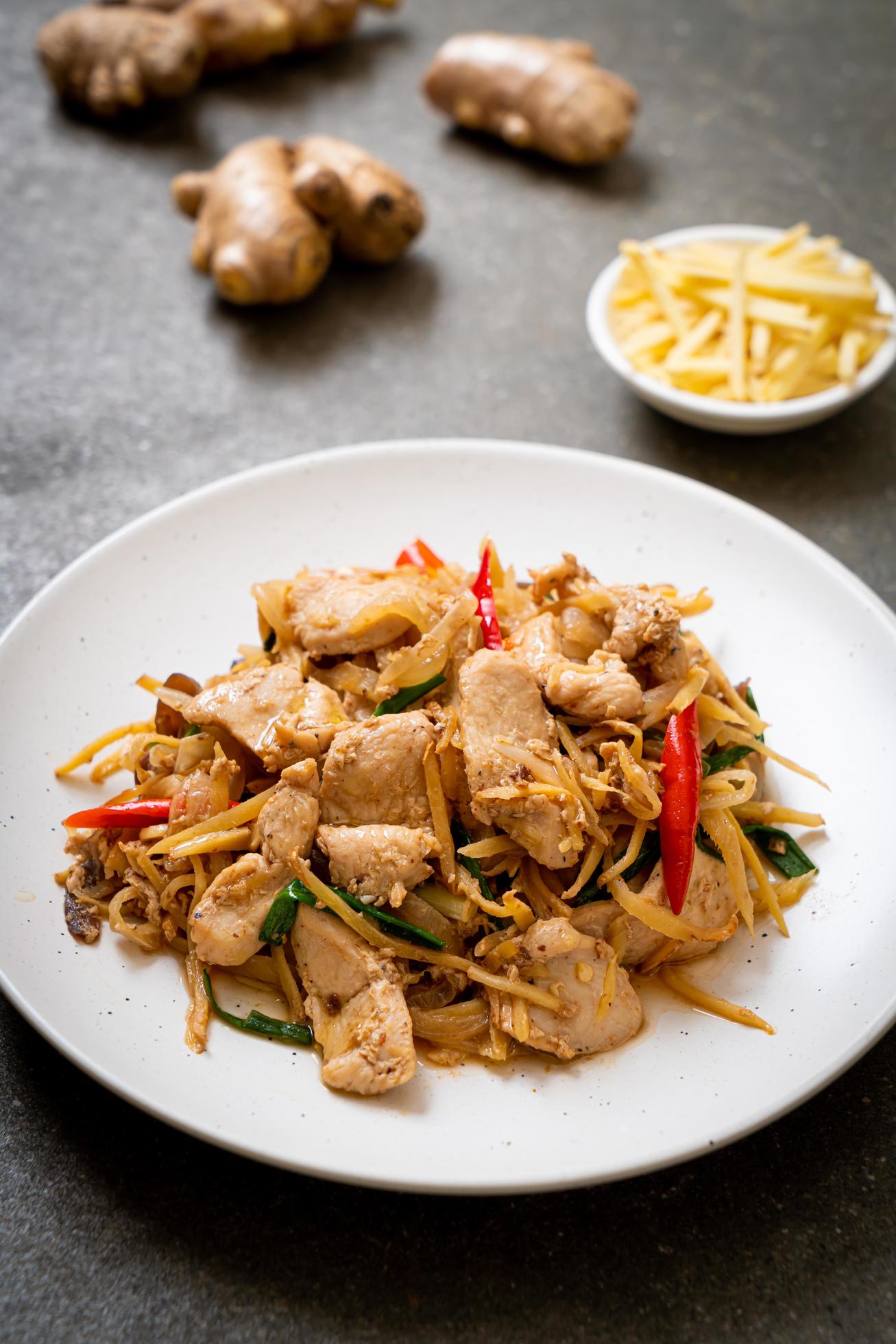 Stir-fried chicken with ginger – Asian food style Stock Free