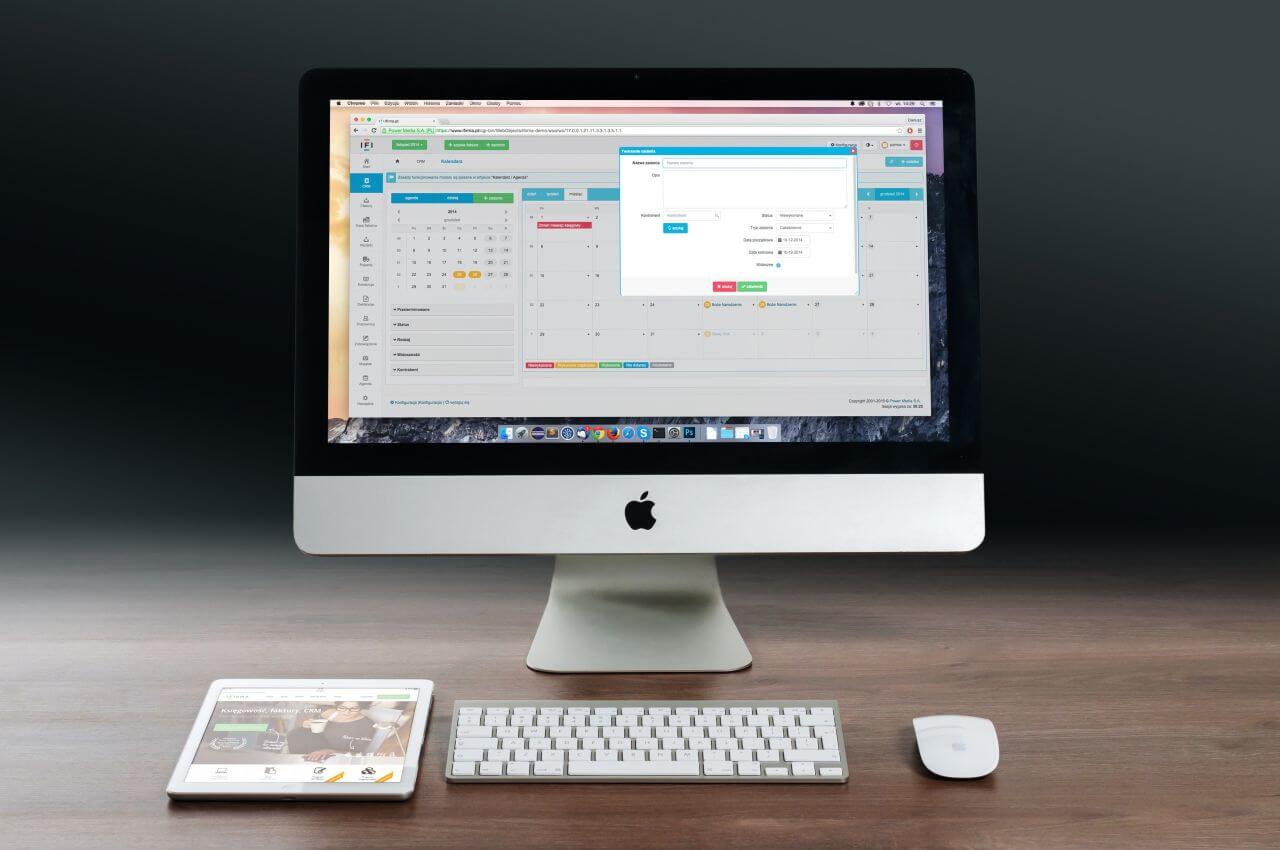 Mac, Calendar & iPad Stock Free