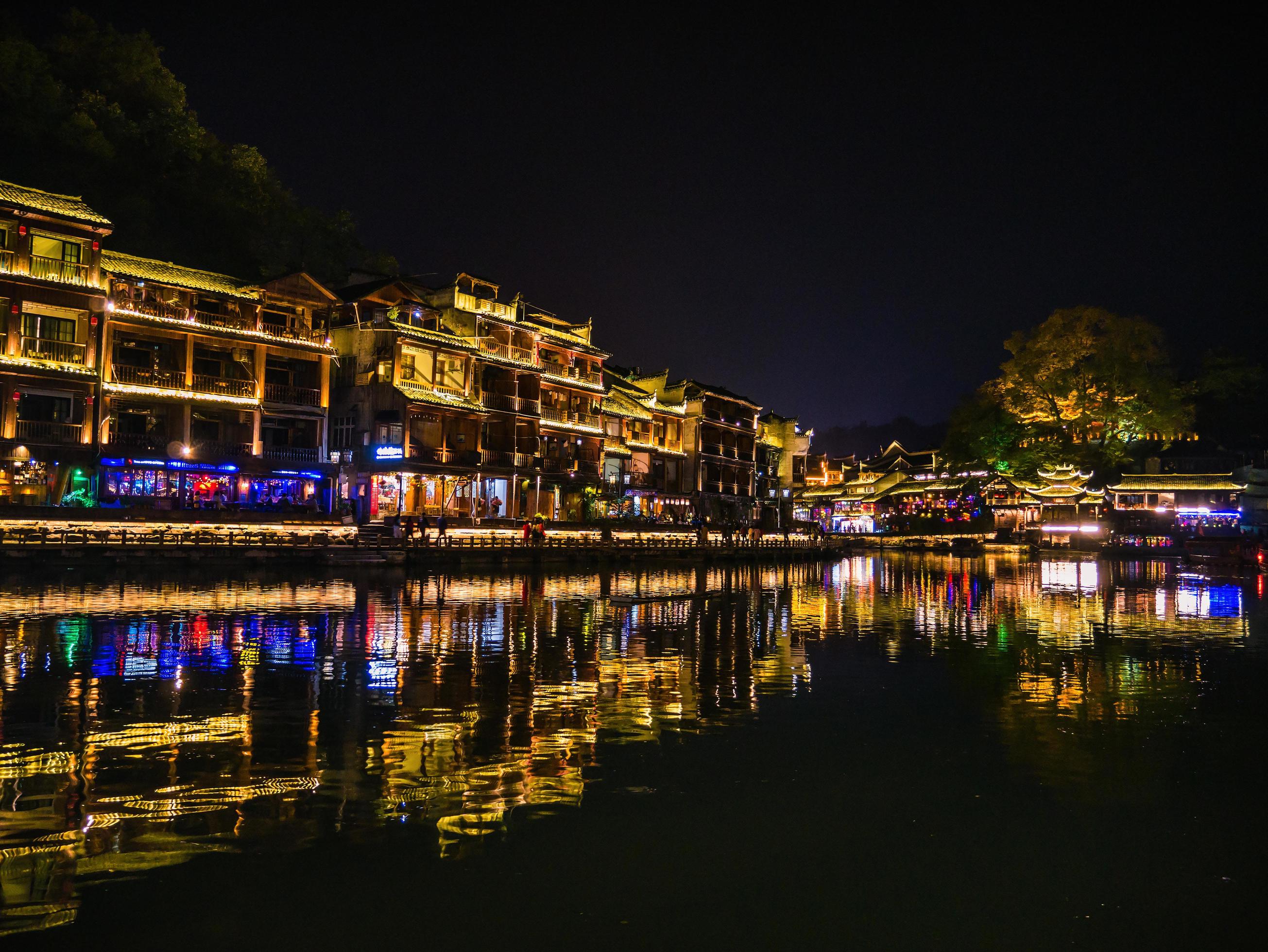 Scenery view in the night of fenghuang old town .phoenix ancient town or Fenghuang County is a county of Hunan Province, China Stock Free