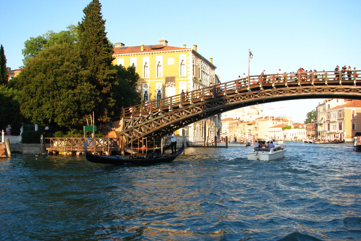 Venice canal scene Stock Free