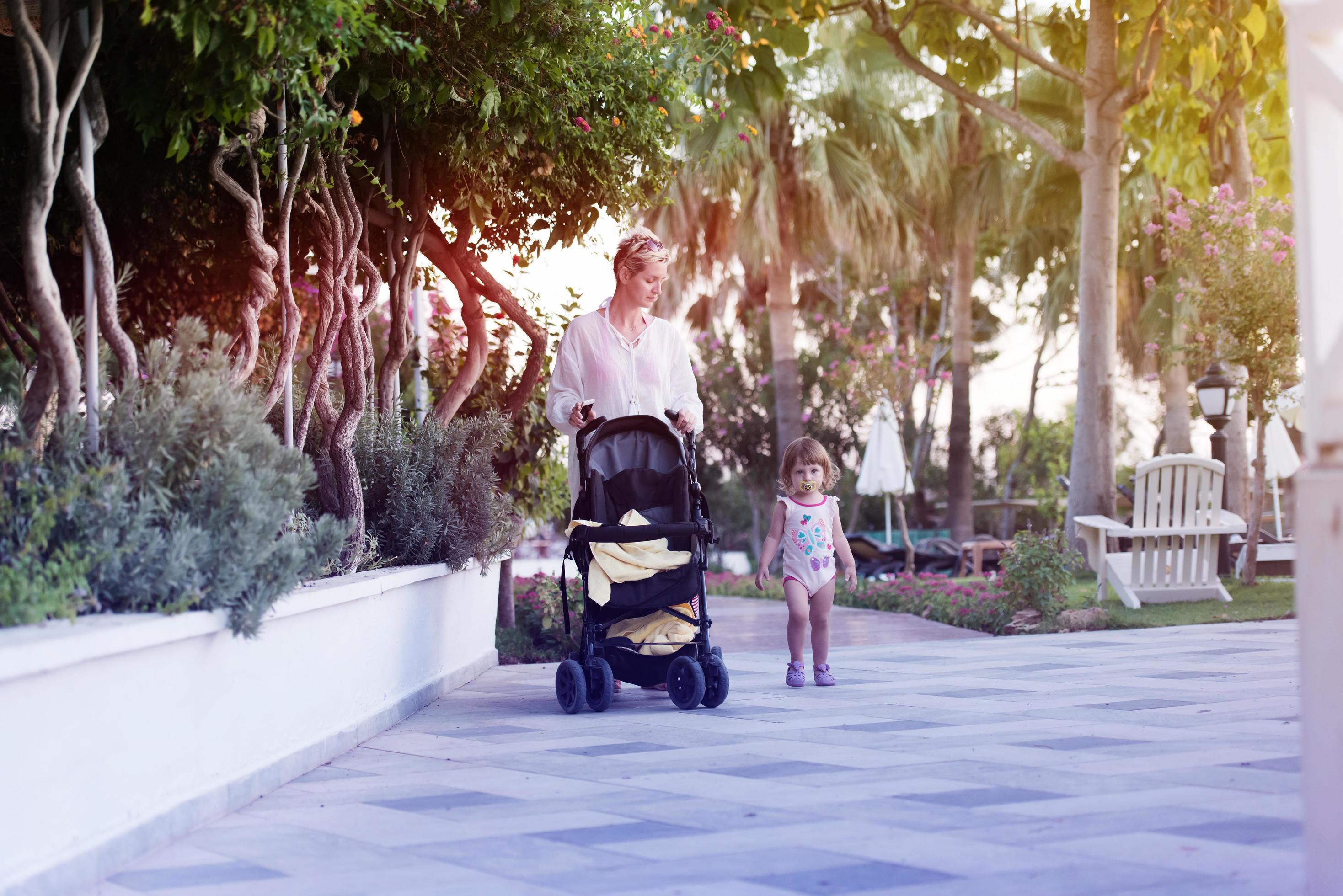 Family enjoying outdoors Stock Free