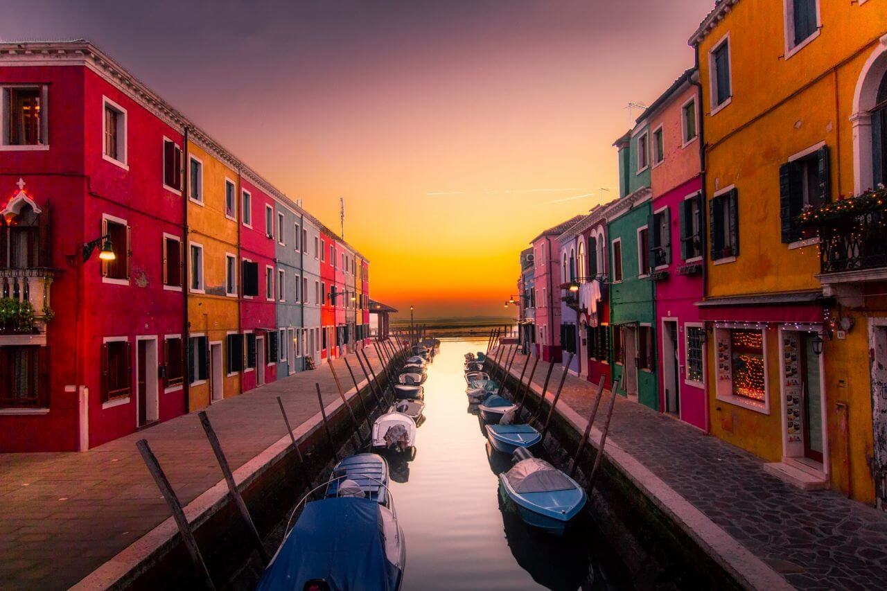 Boats Buildings Canal Color Venice Stock Free