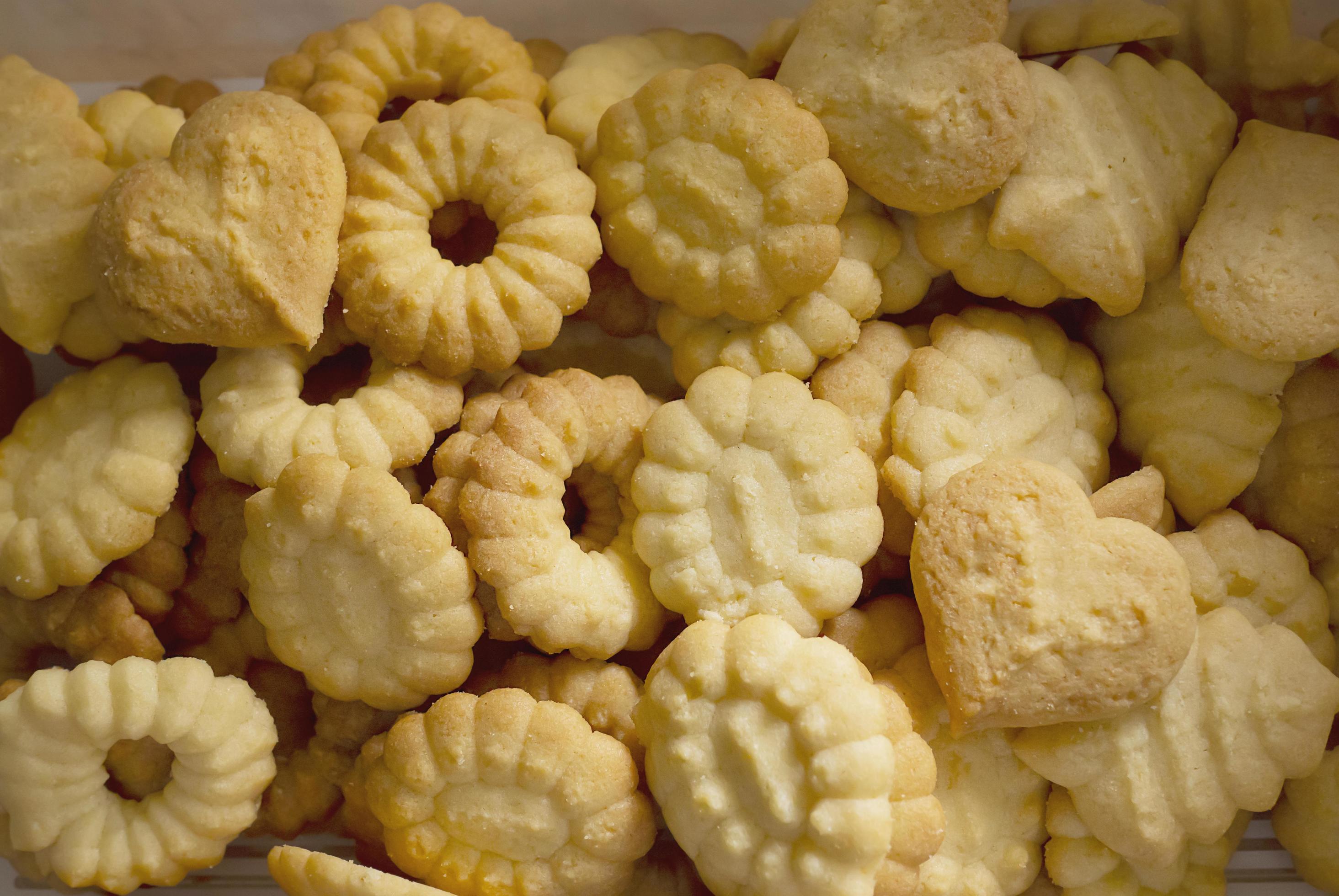 butter cookies ready for serve, crispy chip snack dairy freshness bakery photography for food sweet dessert background use Stock Free