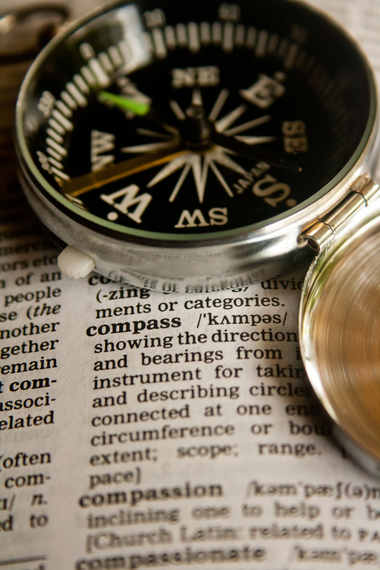 Compass Dictionary Stock Free