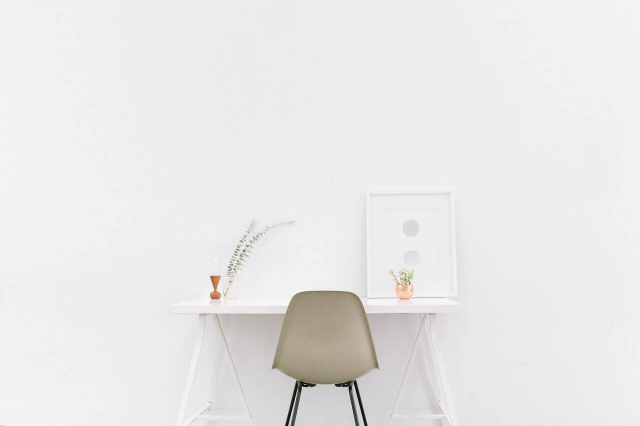 
									Minimal Desk Office Chair Stock Free