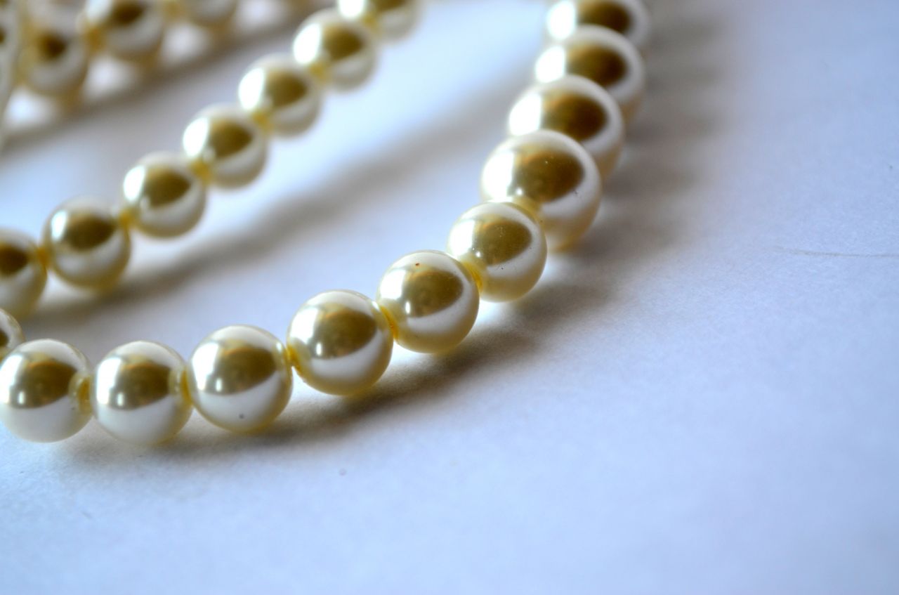 Pearls Necklaces Stock Free