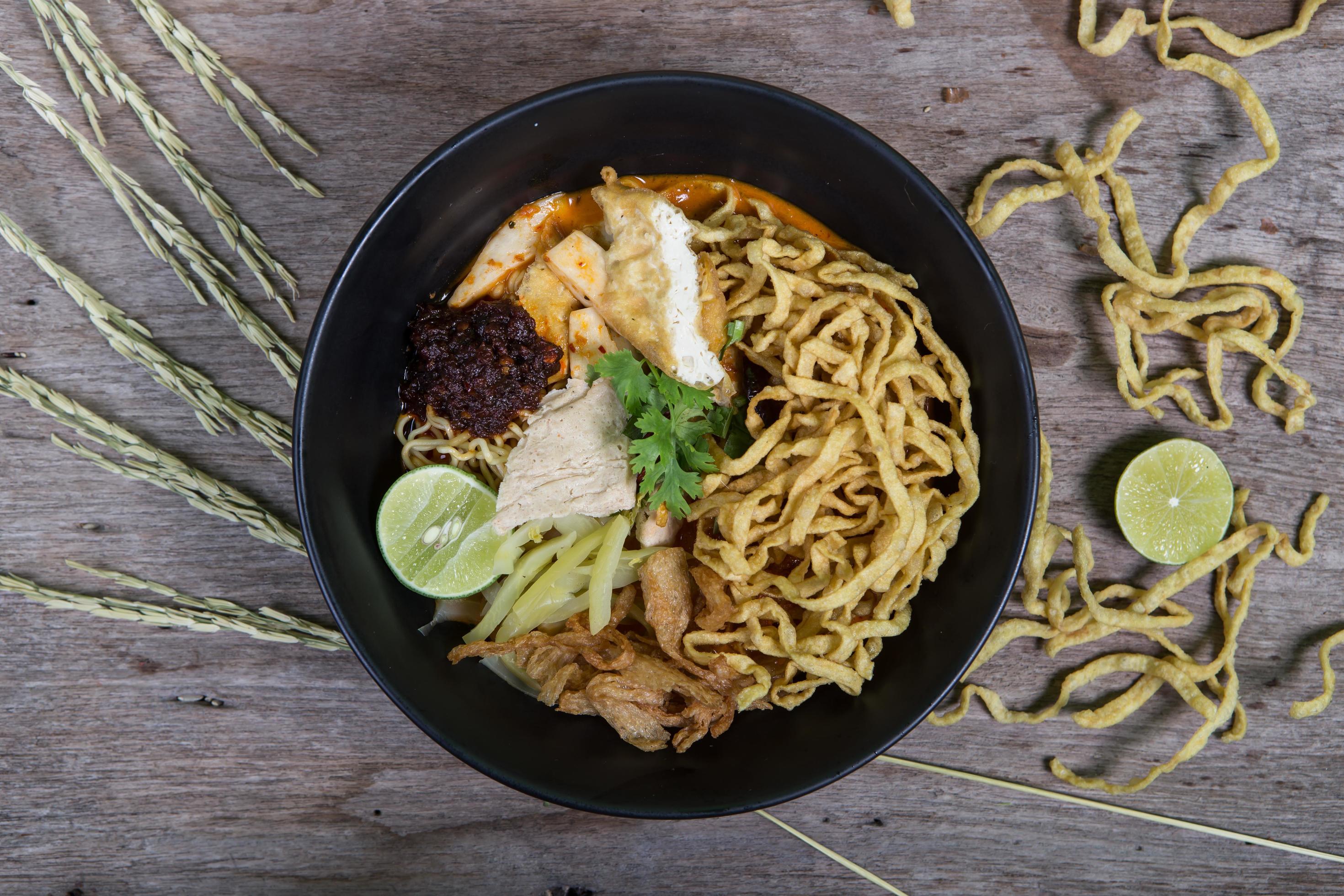 khao soi , curry noodles , thai food Stock Free