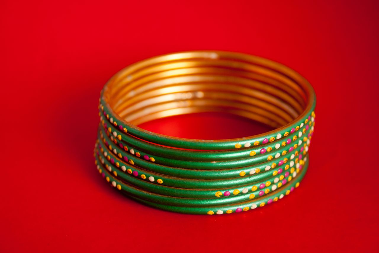 Bangles Stock Free