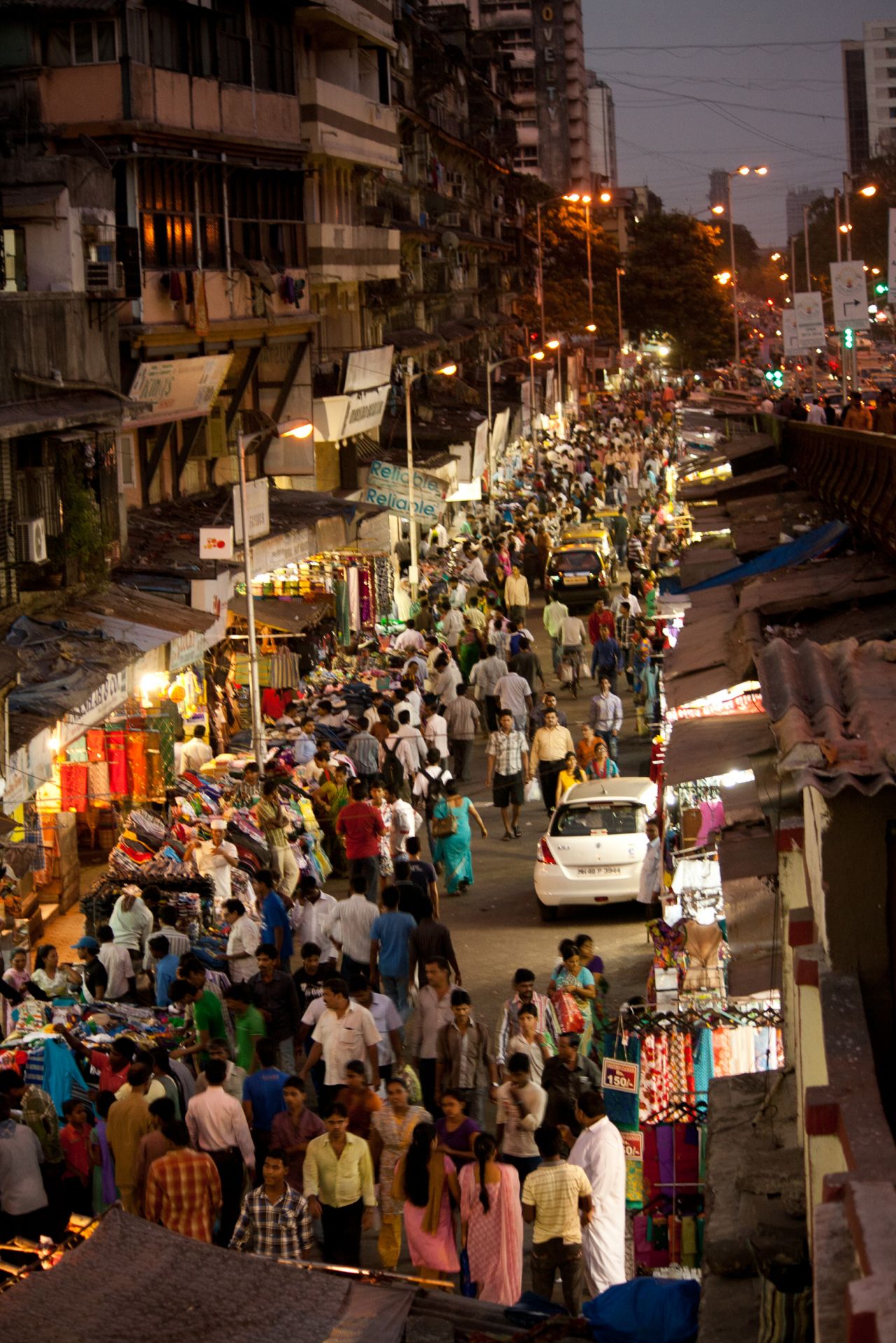 Crowded Street Mumbai Stock Free