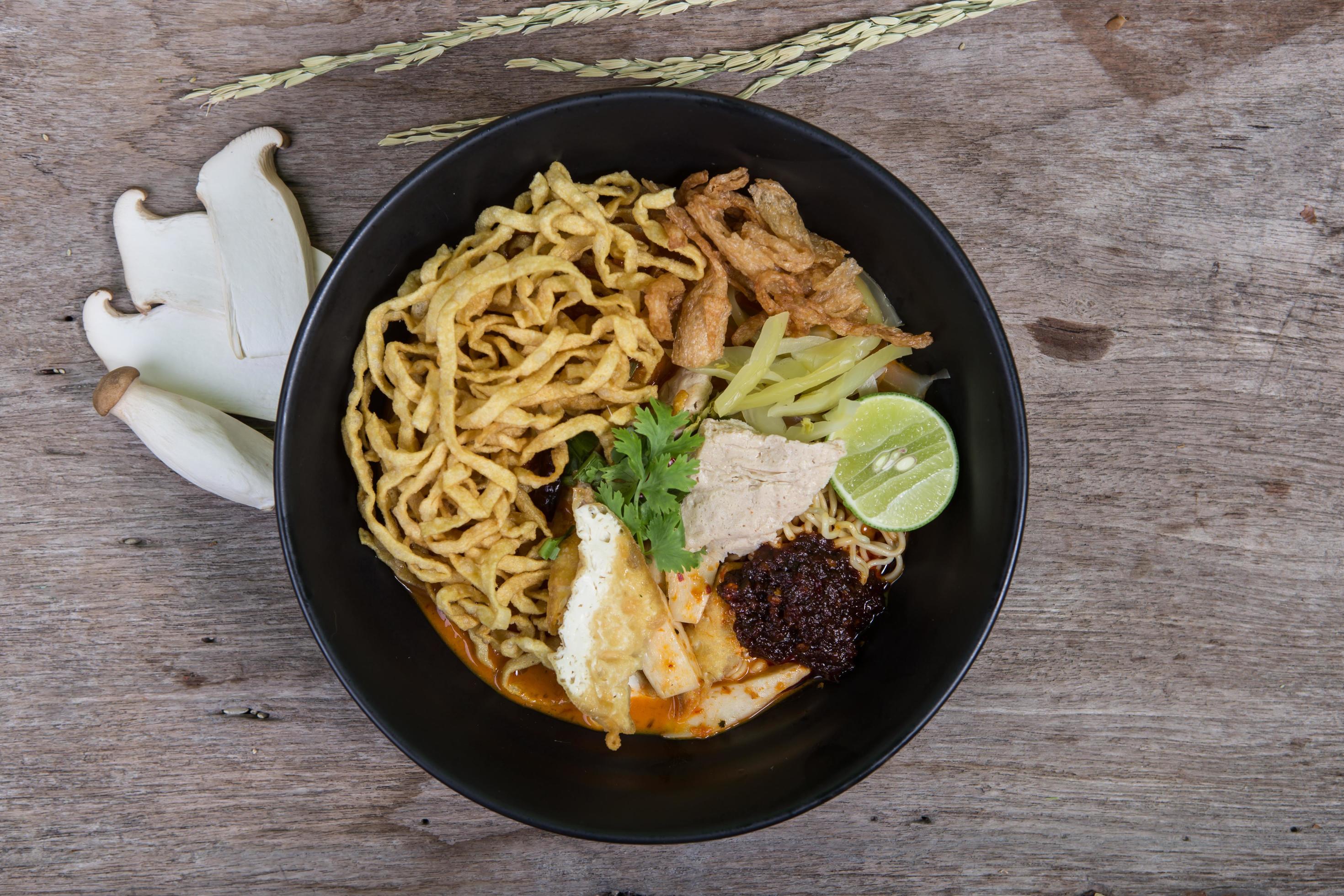 khao soi , curry noodles , thai food Stock Free