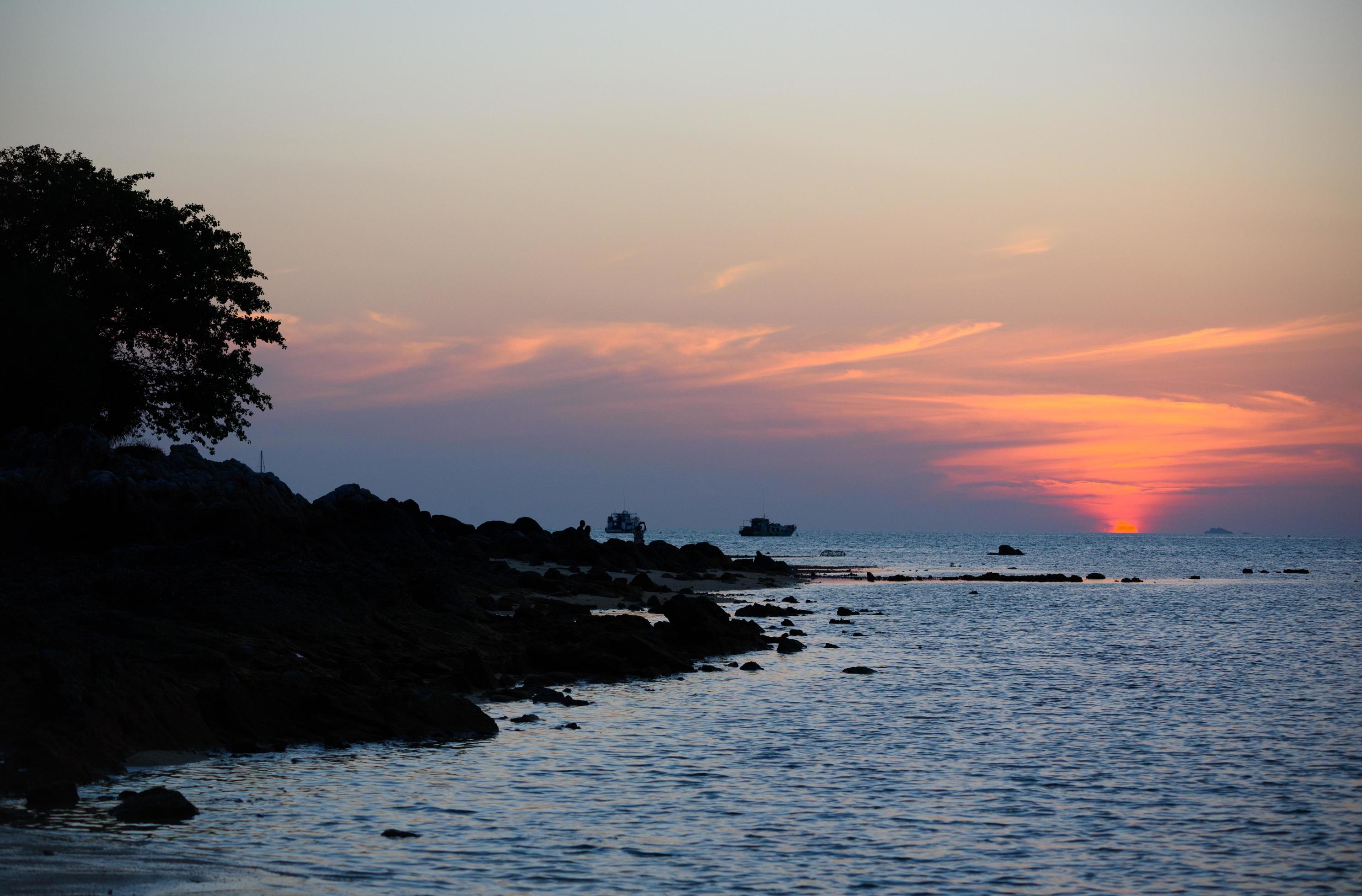 Beautiful sunset at koh Lipe, Thailand Stock Free