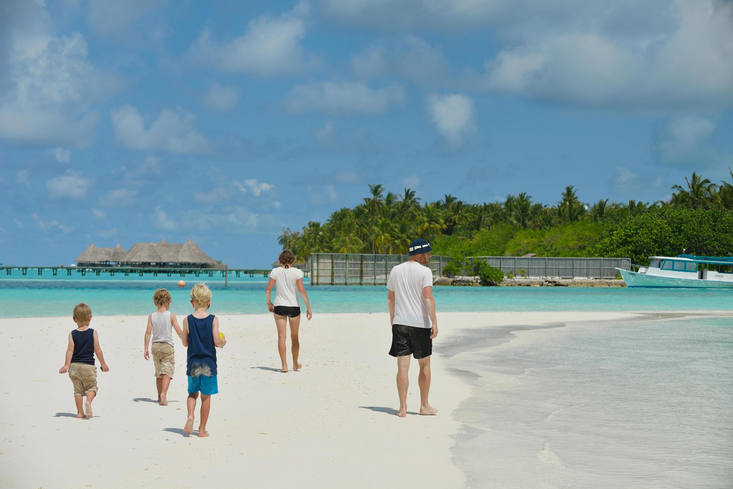 happy family on vacation Stock Free