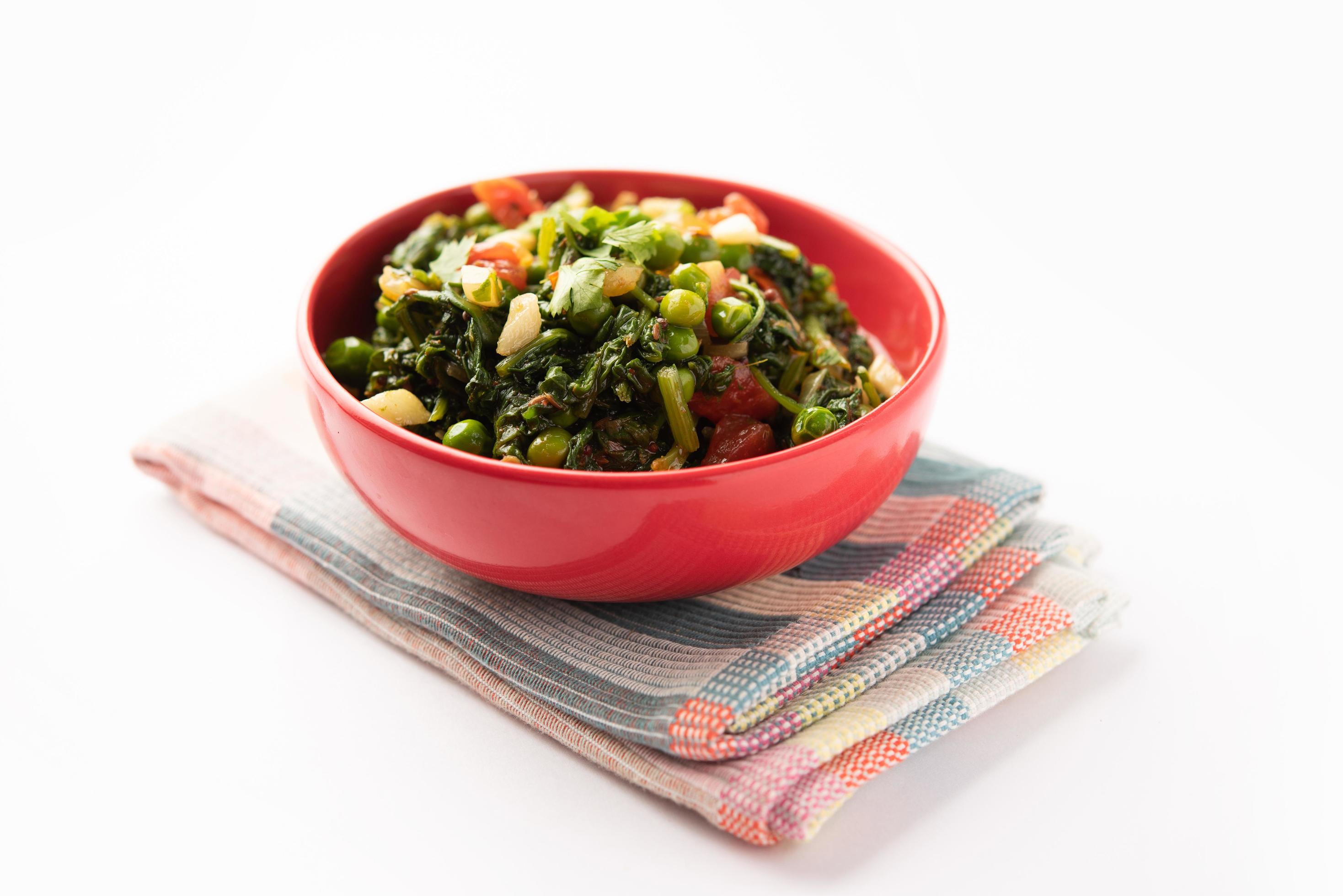 palak matar curry also known as spinach geen peas masala sabzi or sabji, indian food Stock Free