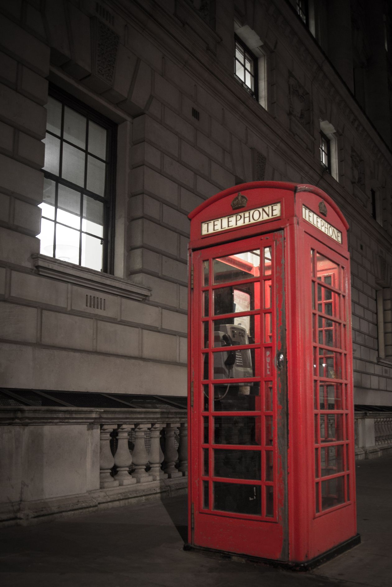 Classic telephone booth Stock Free